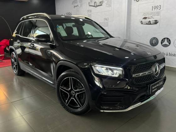 MERCEDES-BENZ GLB 220 2.0 MHEV AMG LINE 4MATIC 8G-DCT MERCEDES-BENZ GLB 220 2.0 MHEV AMG LINE 4MATIC 8G-DCT